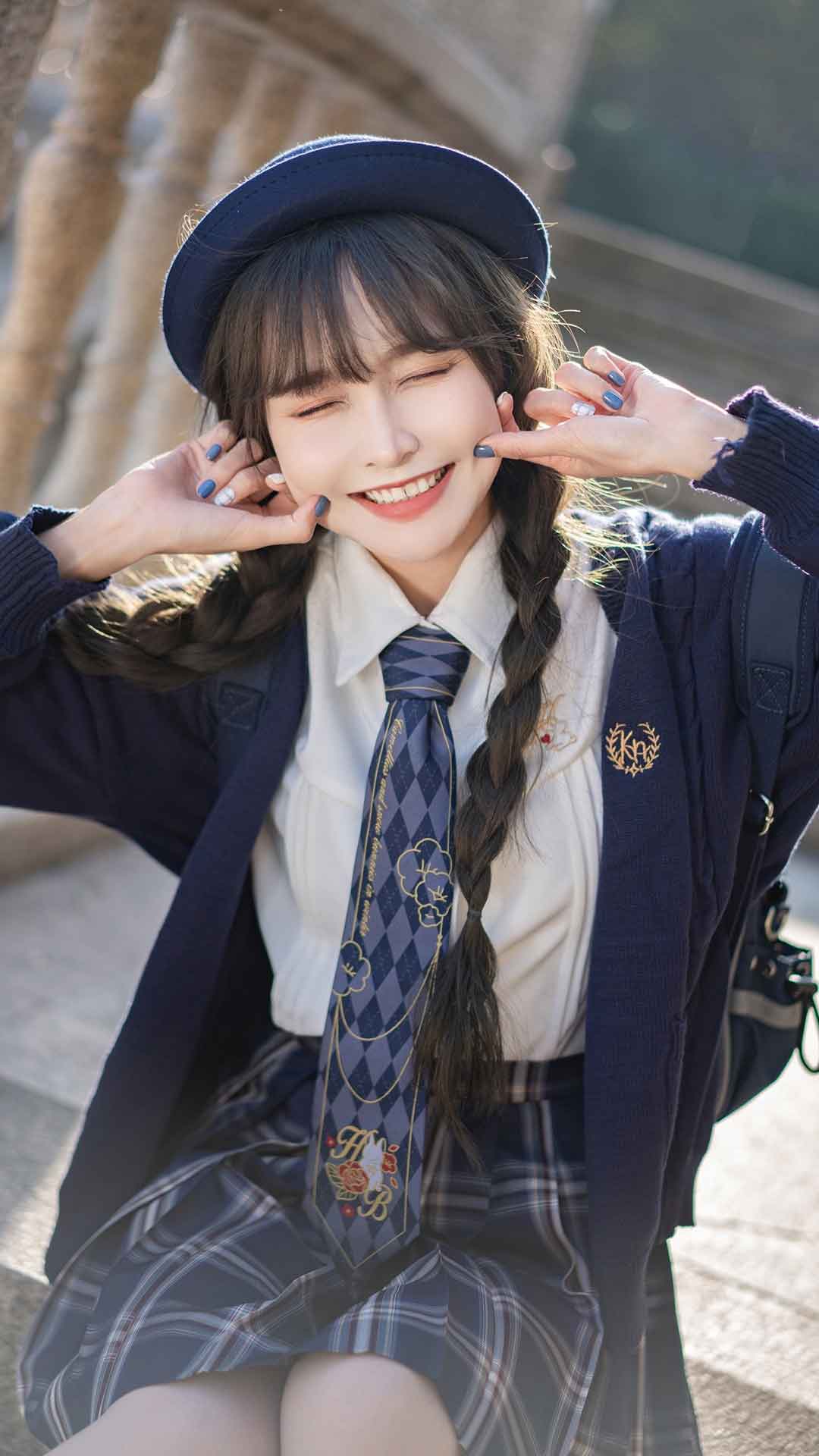 JK制服少女的清纯灵动可爱写真