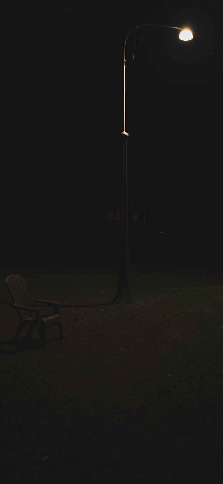 iPhone 夜晚的街道