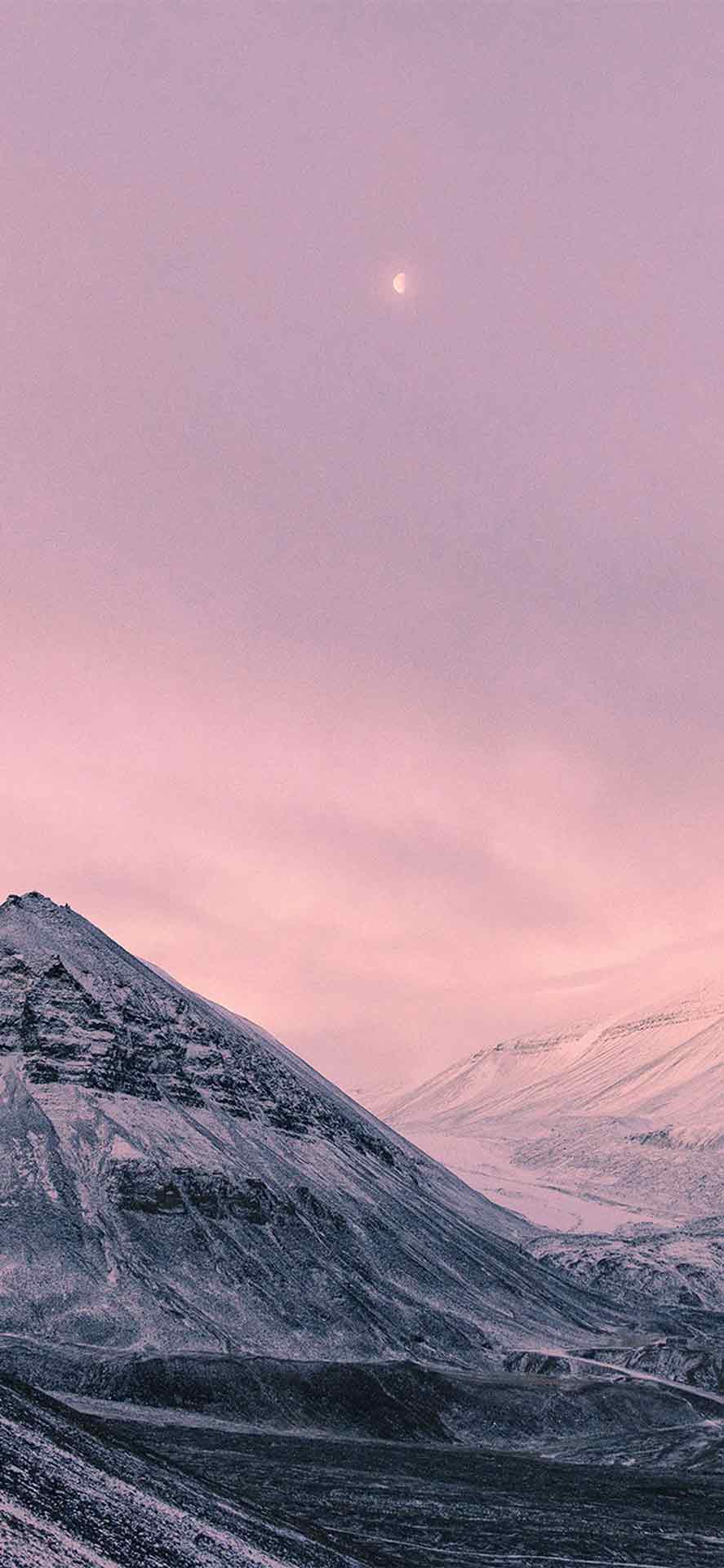 雪山粉色月亮壁纸