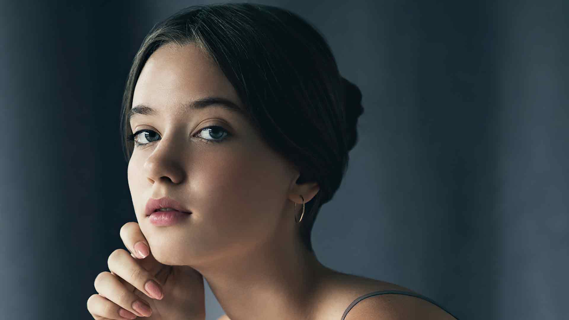 女孩发髻工作室摄影 5k