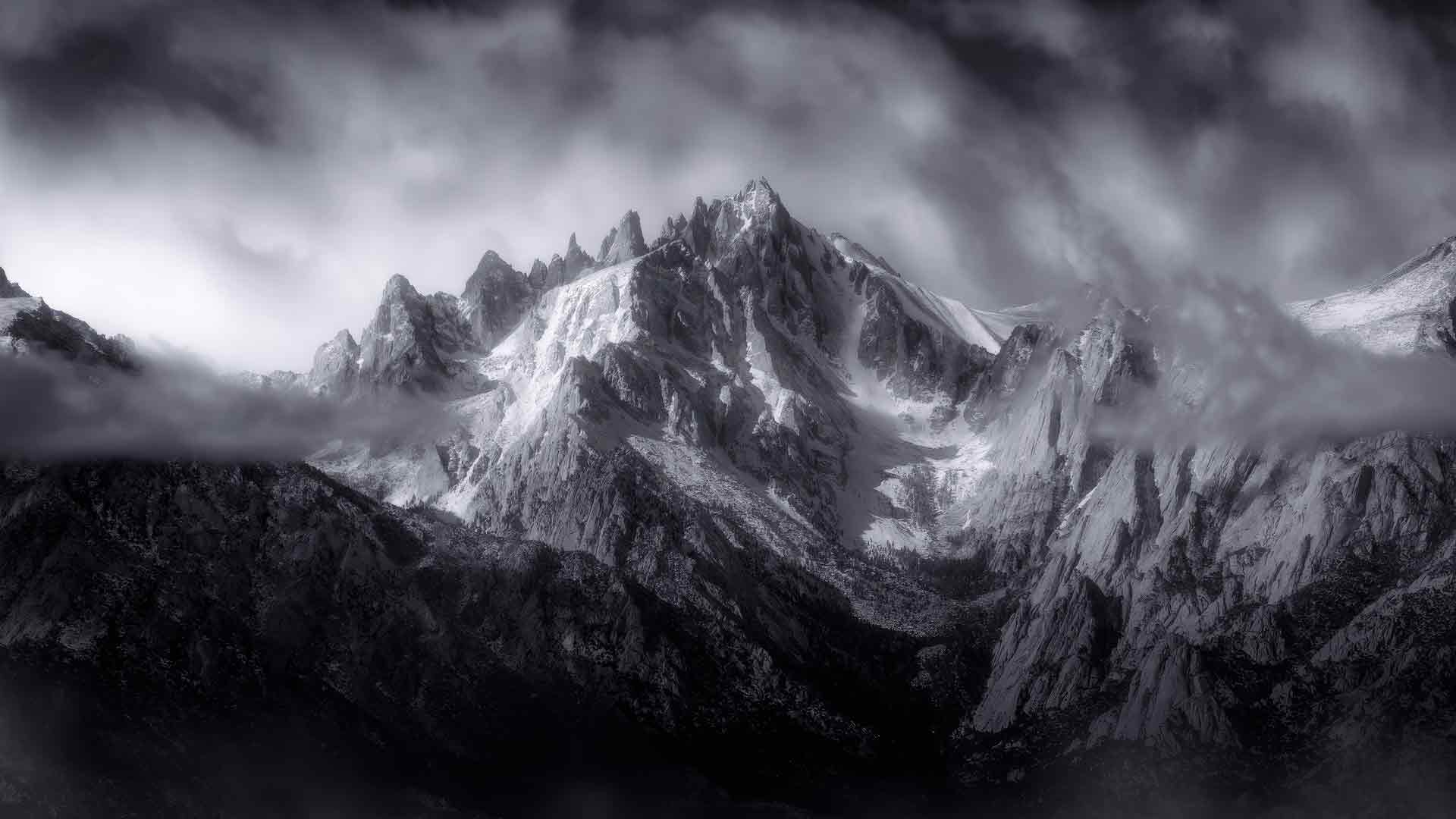 内华达山脉山峰