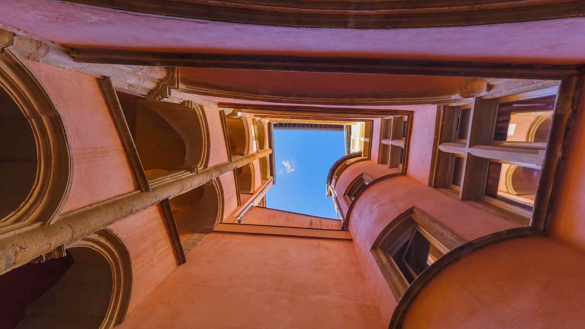 里昂的一条穿廊，法国 法国