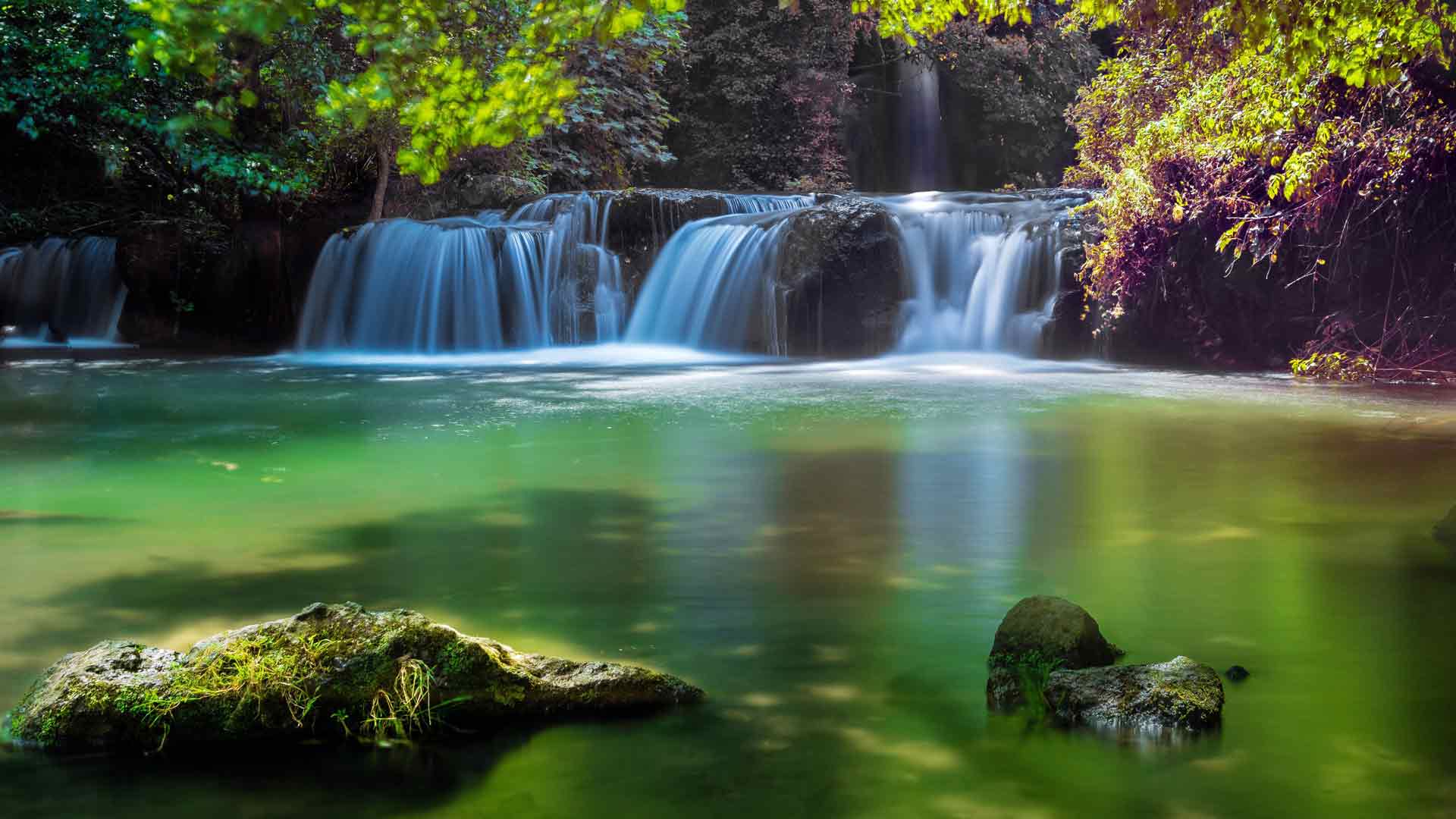 绿色丛林河流瀑布 Mazzano Romano 5K