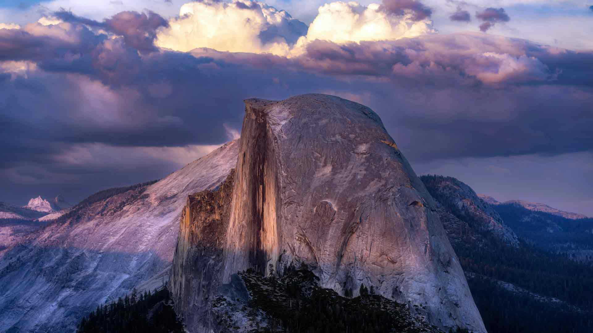 优胜美地国家公园加州黎明晨云